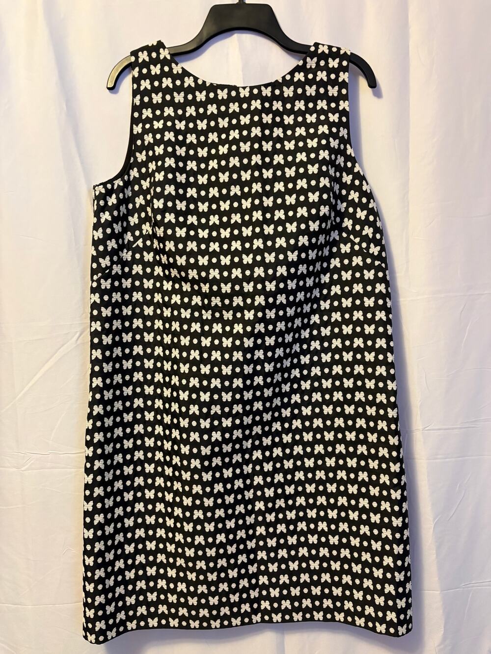 Talbots Black and White Sleeveless Shift Dress